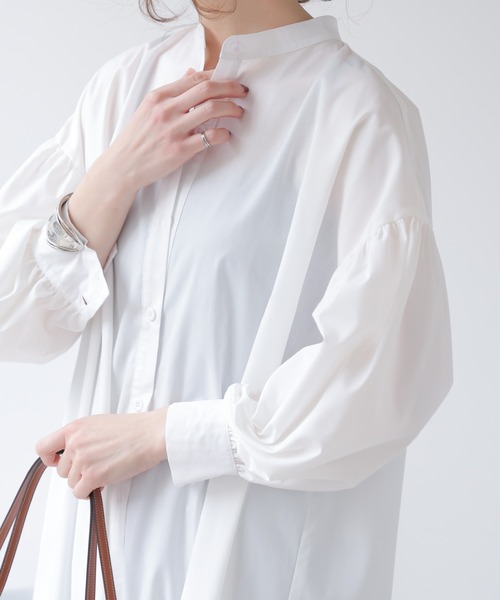 frames RAY CASSIN(フレームスレイカズン)の「WEB限定 ボリュームスリーブバンドカラーワンピース(シャツワンピース・レディース・オフホワイト/レッド/ブラック・FREE)」の12枚目の写真