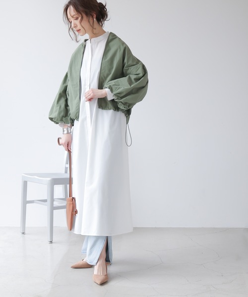 frames RAY CASSIN(フレームスレイカズン)の「WEB限定 ボリュームスリーブバンドカラーワンピース(シャツワンピース・レディース・オフホワイト/レッド/ブラック・FREE)」の9枚目の写真