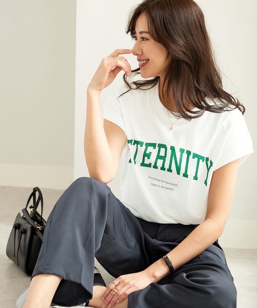 CHAN ME（チャンミ）の「綿100％カレッジロゴフレンチスリーブTシャツ（Tシャツ/カットソー・レディース・グリーン系その他/レッド系その他/ブラック/ホワイト/オレンジ系その他・MEDIUM/LARGE/X-LARGE）」の10枚目の写真