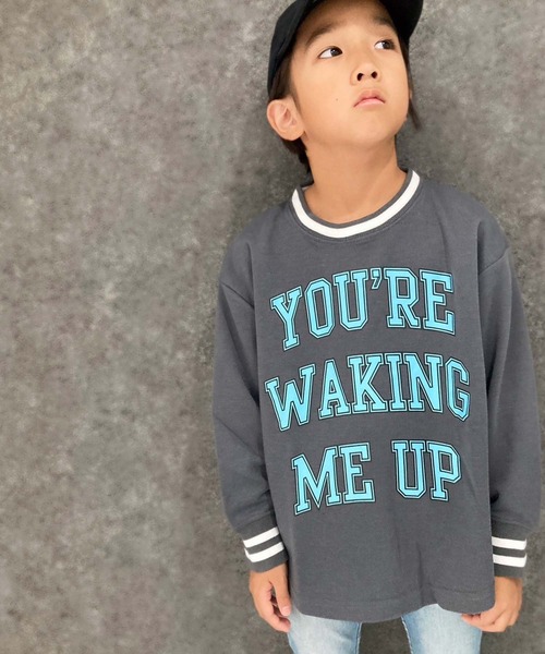 THE CASUAL(カジュアル)の「ラインリブビッグトレーナー(スウェット・キッズ・ブラック/ベージュ系/ダークグリーン/チャコール/オフホワイト/グレー系2/グレー系1/杢グレー/グレー系/ベージュ/グレー系3/ネイビー系/ブラック系/ホワイト系/ダークネイビー/ダークグリーン系・120cm/110cm/140cm/150cm/160cm/130cm)」の10枚目の写真