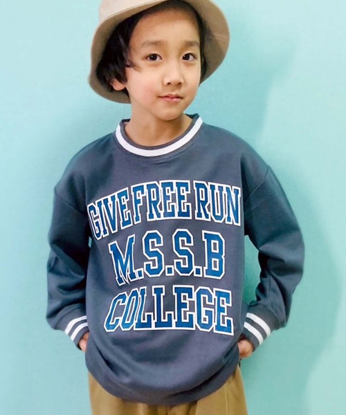 THE CASUAL(カジュアル)の「ラインリブビッグトレーナー(スウェット・キッズ・ブラック/ベージュ系/ダークグリーン/チャコール/オフホワイト/グレー系2/グレー系1/杢グレー/グレー系/ベージュ/グレー系3/ネイビー系/ブラック系/ホワイト系/ダークネイビー/ダークグリーン系・120cm/110cm/140cm/150cm/160cm/130cm)」の11枚目の写真