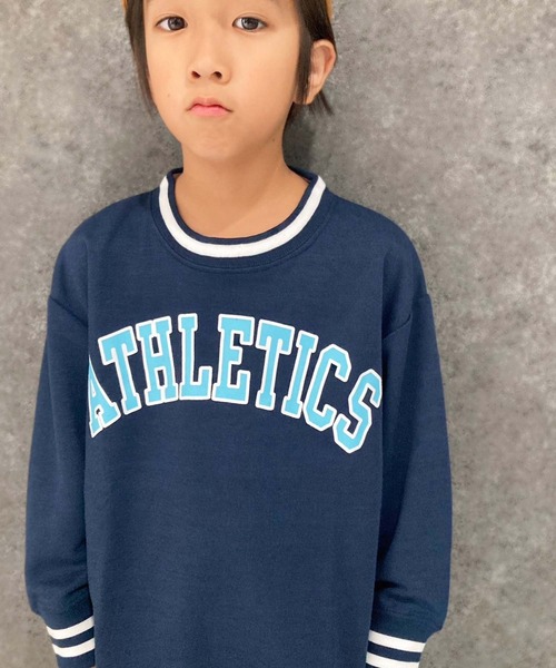 THE CASUAL(カジュアル)の「ラインリブビッグトレーナー(スウェット・キッズ・ブラック/ベージュ系/ダークグリーン/チャコール/オフホワイト/グレー系2/グレー系1/杢グレー/グレー系/ベージュ/グレー系3/ネイビー系/ブラック系/ホワイト系/ダークネイビー/ダークグリーン系・120cm/110cm/140cm/150cm/160cm/130cm)」の15枚目の写真