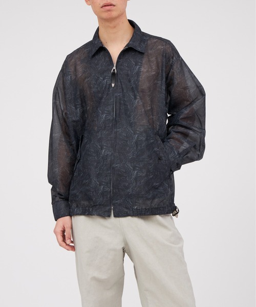 TOGA VIRILIS(トーガ ビリリース)の「TOGA VIRILIS Mesh marble print blouson(ブルゾン・メンズ・ブラック/グリーン・MEDIUM/LARGE)」の2枚目の写真