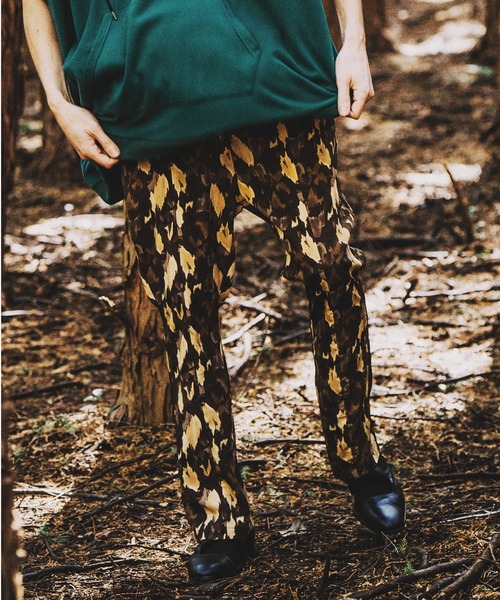 NO ID.(ノーアイディ)の「【NO ID.】Back Slit Flare Pants / バック スリット フレア パンツ(その他パンツ・メンズ・ブラック/その他16/その他7・1/2)」の1枚目の写真