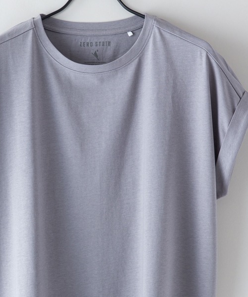 JEANS MATE（ジーンズメイト）の「汗染みの目立ちにくいTシャツ ZEROSTAIN ゼロステイン　撥水性　UVカット ローカルラウンド　無地ヘムTシャツ（Tシャツ/カットソー・レディース・ホワイト/ピンク系その他/ダークブルー/グレー/イエロー/ブラック/ミント/ダークベージュ/チャコールグレー・LARGE/MEDIUM）」の4枚目の写真