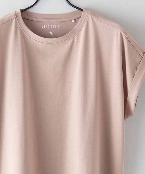 JEANS MATE（ジーンズメイト）の「汗染みの目立ちにくいTシャツ ZEROSTAIN ゼロステイン　撥水性　UVカット ローカルラウンド　無地ヘムTシャツ（Tシャツ/カットソー・レディース・ホワイト/ピンク系その他/ダークブルー/グレー/イエロー/ブラック/ミント/ダークベージュ/チャコールグレー・LARGE/MEDIUM）」の5枚目の写真