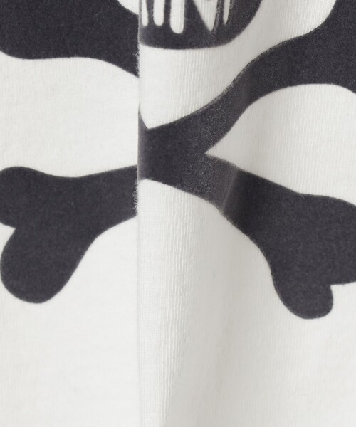 BEAMS mini（ビームスミニ）の「BEAMS mini / スカル フロッキー Tシャツ 23SS（90～150cm）（Tシャツ/カットソー・キッズ・チャコールグレー/オフホワイト・100/110/90/120/130/150/140）」の11枚目の写真
