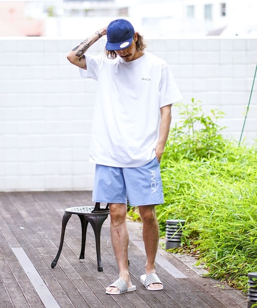 RVCA(ルーカ)の「RVCA メンズ VA WAVE SHOWER SLIDE サンダル【2023年春夏モデル】/ルーカシャワサン(シャワーサンダル)(サンダル・メンズ・ブラック/ホワイト・10/8/9)」の11枚目の写真