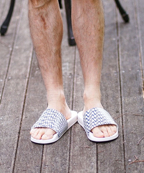 RVCA(ルーカ)の「RVCA メンズ VA WAVE SHOWER SLIDE サンダル【2023年春夏モデル】/ルーカシャワサン(シャワーサンダル)(サンダル・メンズ・ブラック/ホワイト・10/8/9)」の12枚目の写真