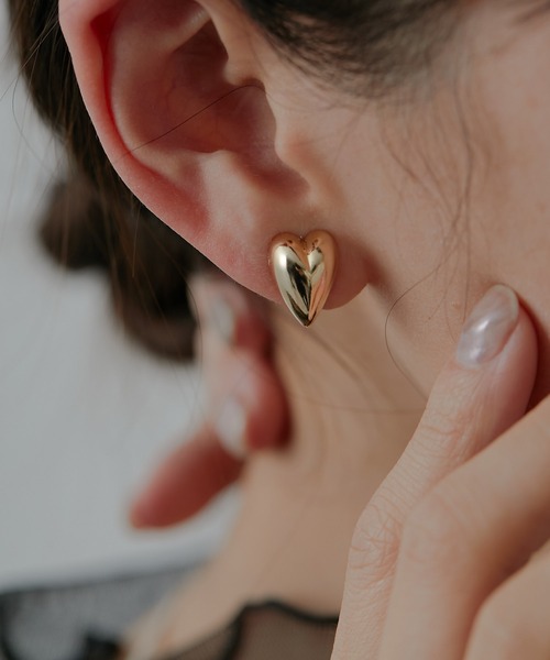 ear PAPILLONNER(イアパピヨネ)の「《WEB限定》ハート型クリップイヤリング(イヤリング・レディース・シルバー/ゴールド・FREE)」の6枚目の写真