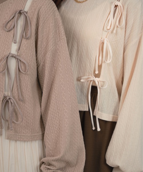 Ambre Ciel(アンブルシエル)の「スリットリボンプルオーバー/【WEB/EC限定商品】(Tシャツ/カットソー・レディース・ブラック/アイボリー/ベージュ・FREE)」の17枚目の写真