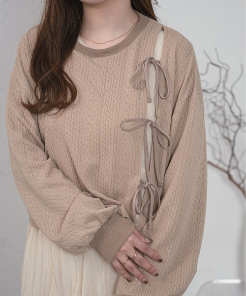 Ambre Ciel(アンブルシエル)の「スリットリボンプルオーバー/【WEB/EC限定商品】(Tシャツ/カットソー・レディース・ブラック/アイボリー/ベージュ・FREE)」の18枚目の写真