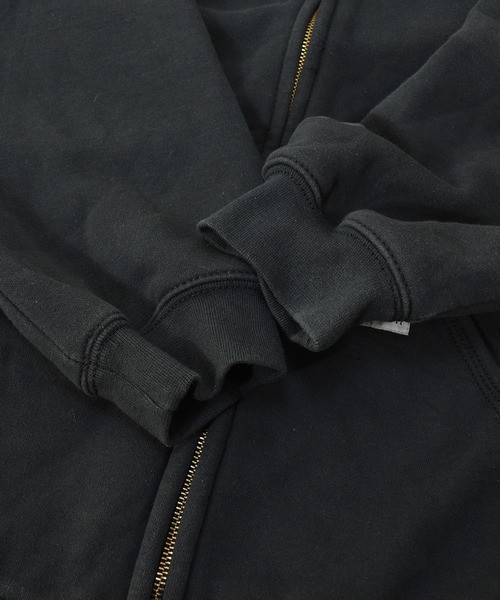 Carhartt（カーハート）の「【ヴィンテージ古着】Carhartt / カーハート RAIN DEFENDER スウェット ジップアップパーカー 企業ロゴ刺繍入り（パーカー・メンズ・ブラック・XX-LARGE）」の7枚目の写真