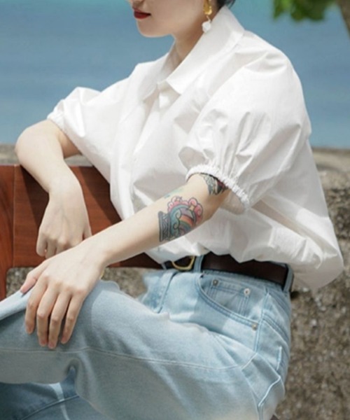 Vipoa（ヴィポア）の「ルーズシルエットパフスリーブシャツブラウス（シャツ/ブラウス・レディース・ブルー/ホワイト・FREE）」の5枚目の写真