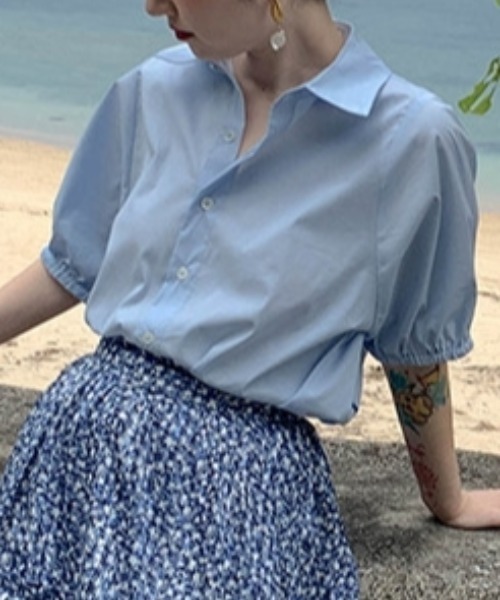 Vipoa（ヴィポア）の「ルーズシルエットパフスリーブシャツブラウス（シャツ/ブラウス・レディース・ブルー/ホワイト・FREE）」の9枚目の写真