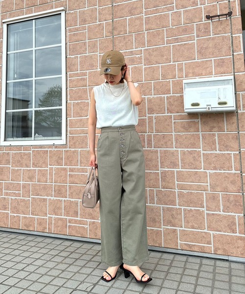 hunch(ハンチ)の「hunch ハイウエストワイドパンツ 製品バイオウォッシュ(その他パンツ・レディース・カーキ/ベージュ/ブラウン・M)」の4枚目の写真