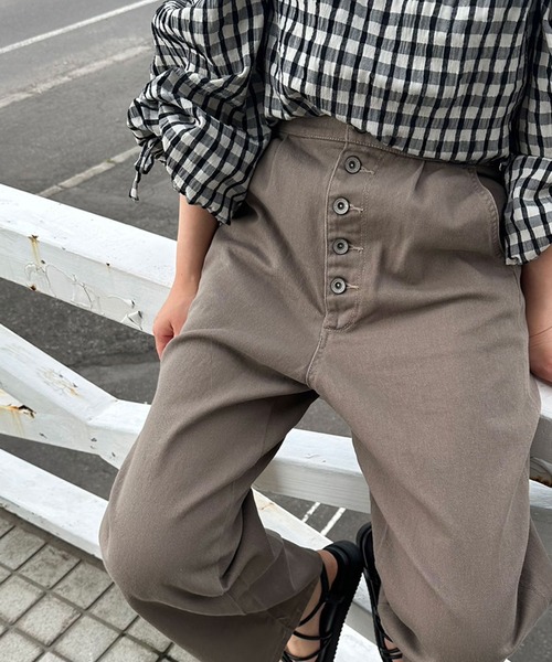 hunch(ハンチ)の「hunch ハイウエストワイドパンツ 製品バイオウォッシュ(その他パンツ・レディース・カーキ/ベージュ/ブラウン・M)」の14枚目の写真
