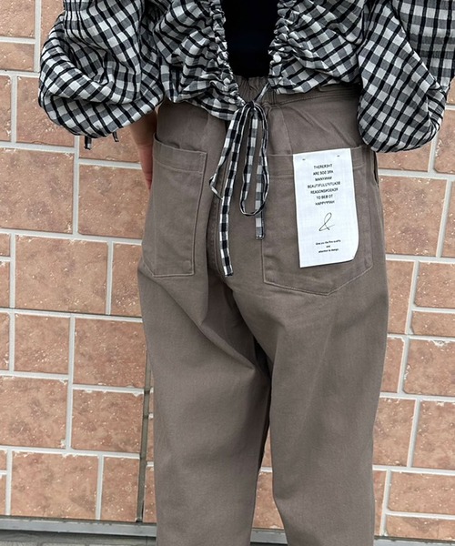 hunch(ハンチ)の「hunch ハイウエストワイドパンツ 製品バイオウォッシュ(その他パンツ・レディース・カーキ/ベージュ/ブラウン・M)」の15枚目の写真