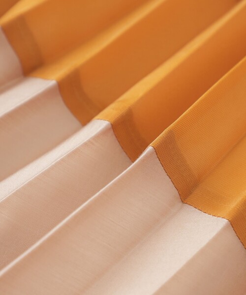 LOVELESS（ラブレス）の「バイカラーシアープリーツスカート（スカート・レディース・ブラック/グリーン系その他/オレンジ系その他/ブルー系その他2・36）」の5枚目の写真