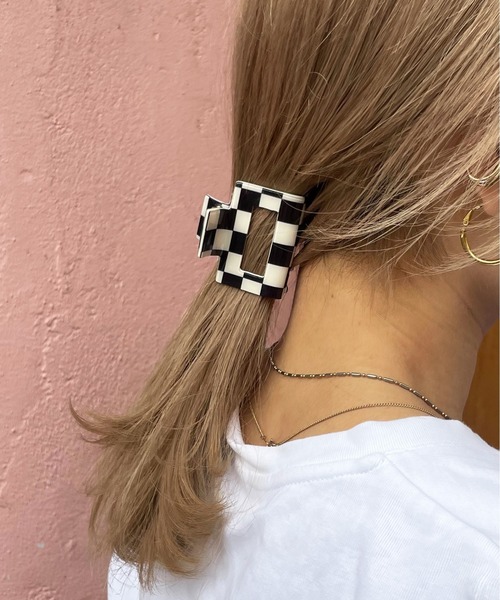 セール】【HIKA】チェッカー柄 ヘアクリップ（バレッタ/ヘア
