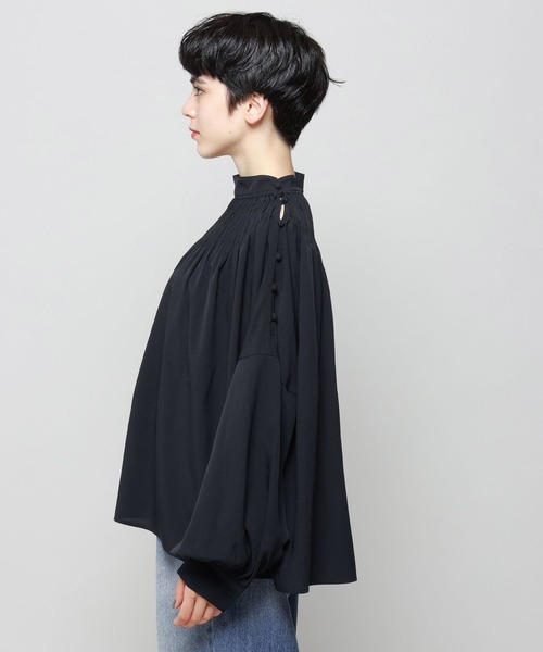 PAGEBOY（ページボーイ）の「オープンショルダーピンタックブラウス（シャツ/ブラウス・レディース・オフホワイト/ブラック/チャコールグレー・FREE）」の19枚目の写真