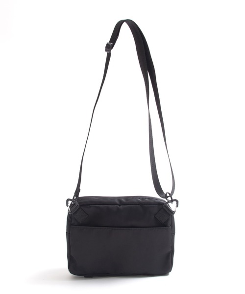 Arnold Palmer（アーノルドパーマー）の「ナイロン ツイル コンパクト シェア ショルダーバッグ（ショルダーバッグ・レディース・ブラック/ネイビー/ベージュ・F）」の4枚目の写真