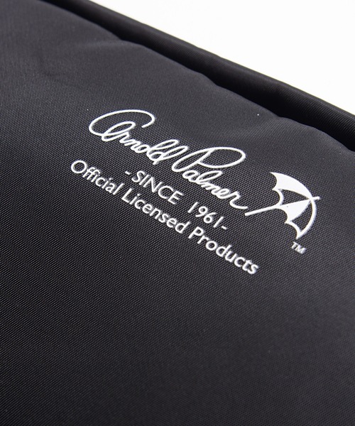 Arnold Palmer（アーノルドパーマー）の「ナイロン ツイル コンパクト シェア ショルダーバッグ（ショルダーバッグ・レディース・ブラック/ネイビー/ベージュ・F）」の7枚目の写真