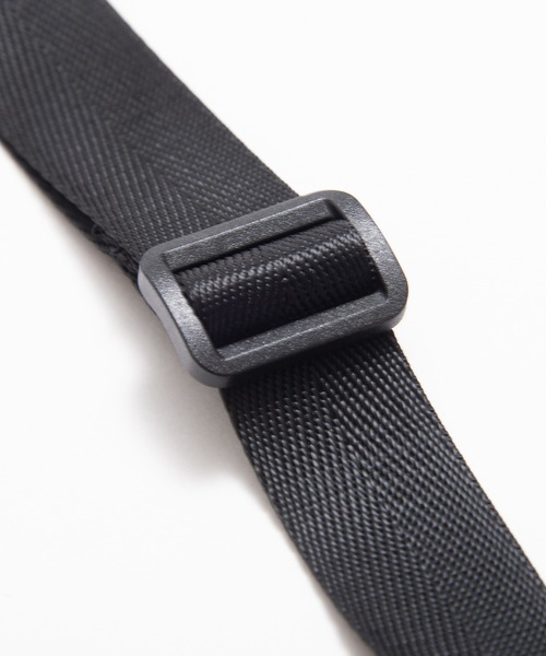 Arnold Palmer（アーノルドパーマー）の「ナイロン ツイル コンパクト シェア ショルダーバッグ（ショルダーバッグ・レディース・ブラック/ネイビー/ベージュ・F）」の13枚目の写真