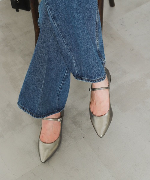 SENSE OF PLACE by URBAN RESEARCH(センスオブプレイスバイアーバンリサーチ)の「ポインテッドストラップシューズ(パンプス・レディース・バーガンディー/ブラック/シルバー・SMALL/MEDIUM/LARGE)」の10枚目の写真