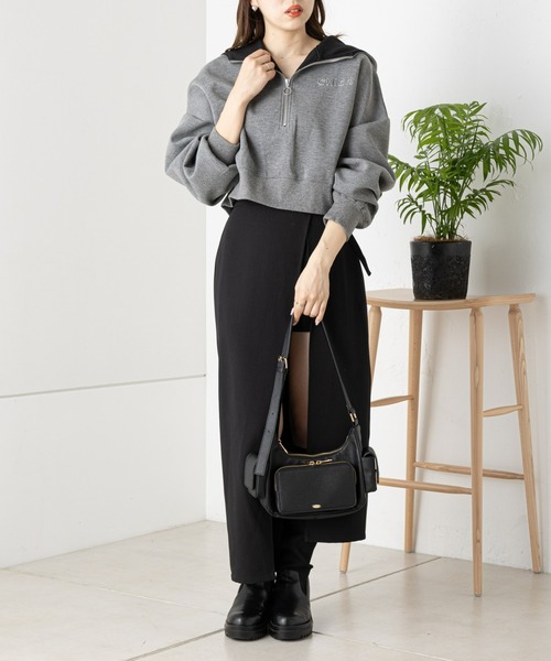 Chico（チコ）の「ハーフジップスウェット（スウェット・レディース・アイボリー/ブラック/ダークグレー・FREE）」の14枚目の写真