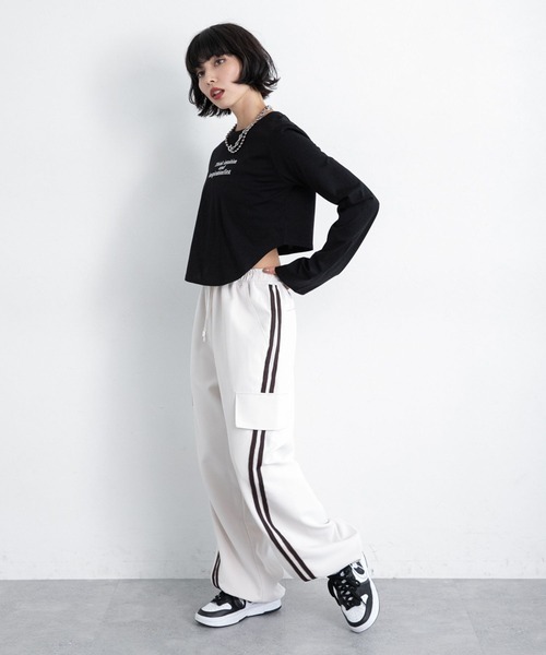 PAGEBOY（ページボーイ）の「イレヘムラメロゴロンＴ（Tシャツ/カットソー・レディース・オフホワイト/ブラック・FREE）」の12枚目の写真