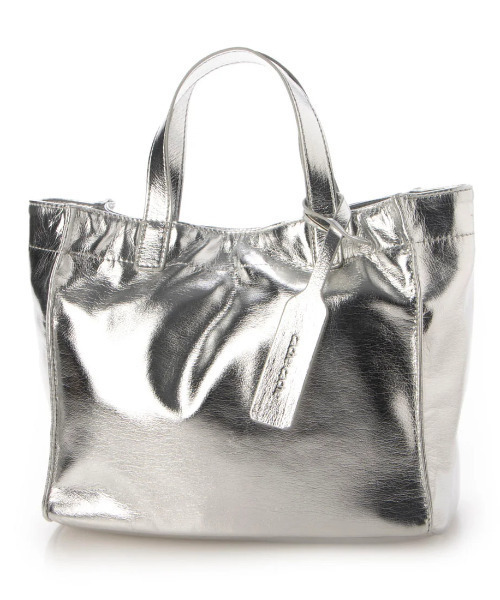 cache cache（カシュ カシュ）の「カシュカシュ cachecache / ソフトメタリックショッパートートS（トートバッグ・レディース・シルバー系その他/シルバー/ゴールド系その他・FREE）」の10枚目の写真