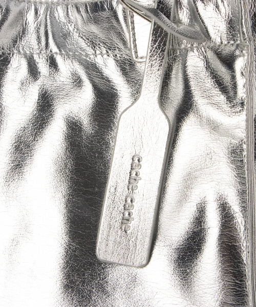 cache cache（カシュ カシュ）の「カシュカシュ cachecache / ソフトメタリックショッパートートS（トートバッグ・レディース・シルバー系その他/シルバー/ゴールド系その他・FREE）」の6枚目の写真