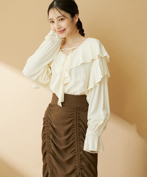 VIS（ビス）の「【洗える】ラッフルフリルチュニックブラウス