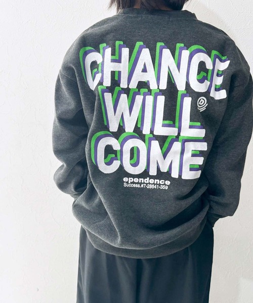 ZI-ON（ジーオン）の「裏起毛 バックプリントオーバーサイズ トレーナー（スウェット・キッズ・グレイッシュベージュ/ホワイト系その他/杢グレー/ネイビー/オフホワイト/ヘザーチャコール/ブラック系その他/キャメル/グレー系その他/ダークグリーン/ブラック系その他3/ベージュ/チャコールグレー/ベージュ系その他/ブラック系その他2/ブラック・110cm/120cm/130cm/140cm/150cm/160cm）」の10枚目の写真