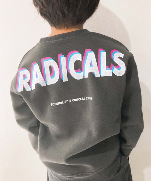 ZI-ON（ジーオン）の「裏起毛 バックプリントオーバーサイズ トレーナー（スウェット・キッズ・グレイッシュベージュ/ホワイト系その他/杢グレー/ネイビー/オフホワイト/ヘザーチャコール/ブラック系その他/キャメル/グレー系その他/ダークグリーン/ブラック系その他3/ベージュ/チャコールグレー/ベージュ系その他/ブラック系その他2/ブラック・110cm/120cm/130cm/140cm/150cm/160cm）」の7枚目の写真