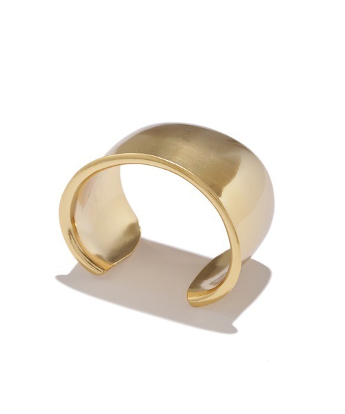 Mila Owen(ミラオーウェン)の「メタルボリュームカーブバングル(バングル/リストバンド・レディース・ゴールド/シルバー・FREE)」の7枚目の写真