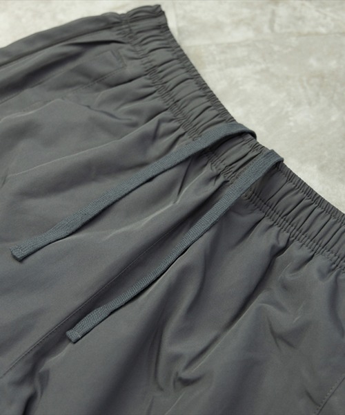 STYLEBLOCK（スタイルブロック）の「SoftPolyester裏トリコット1本パイピングパンツ（その他パンツ・メンズ・カーキ/グレイッシュベージュ/ブラック/チャコール・M/L/LL）」の10枚目の写真