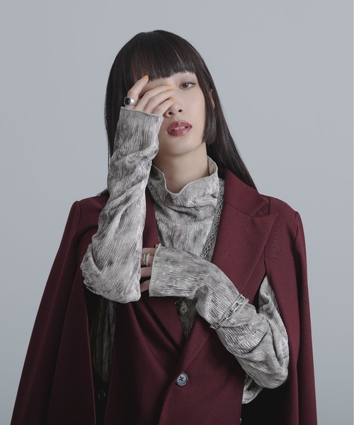Ellno Loset(エルノロゼット)の「ニュアンスベロアタートルインナー(Tシャツ/カットソー・メンズ・カーキ/ブラック/グレー・LARGE/SMALL/MEDIUM)」の9枚目の写真