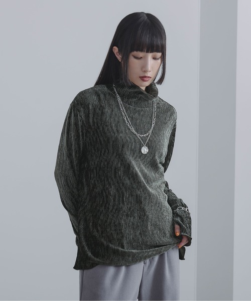 Ellno Loset(エルノロゼット)の「ニュアンスベロアタートルインナー(Tシャツ/カットソー・メンズ・カーキ/ブラック/グレー・LARGE/SMALL/MEDIUM)」の12枚目の写真