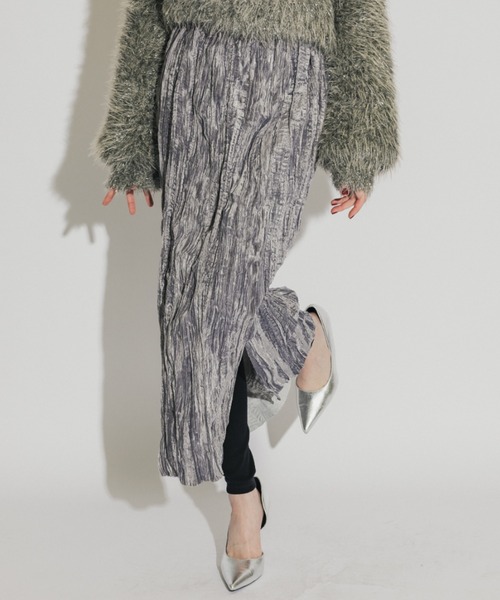 casane（カサネ）の「クラッシュベロアスカート（スカート・レディース・ブラック/グレー・FREE）」の17枚目の写真