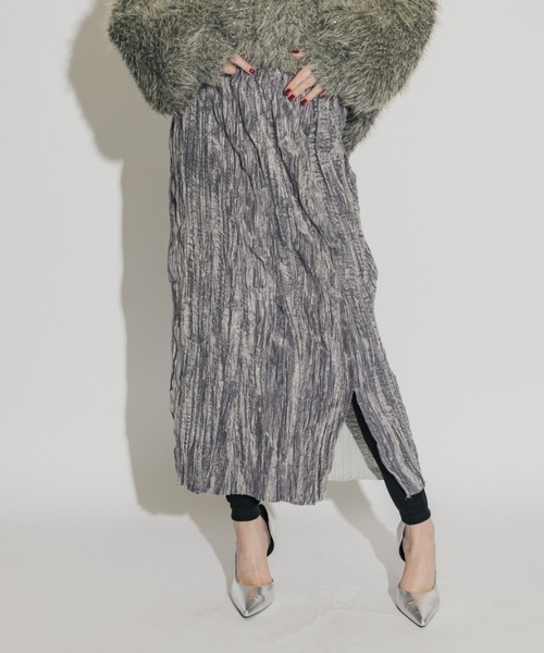 casane（カサネ）の「クラッシュベロアスカート（スカート・レディース・ブラック/グレー・FREE）」の16枚目の写真