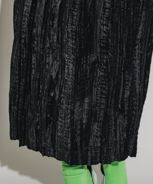 casane（カサネ）の「クラッシュベロアスカート（スカート・レディース・ブラック/グレー・FREE）」の12枚目の写真