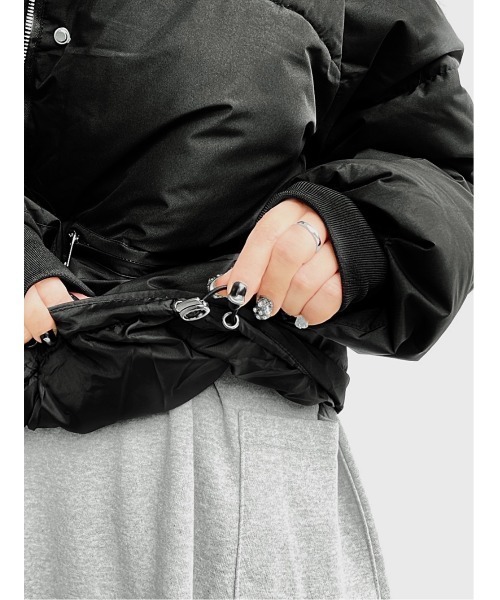 LVEU.（ラブユ.）の「【LVEU.】ショート中綿ブルゾン(Ai select) / アウター ブルゾン ジャンパー 中綿 ダウン ショート丈 暖かい ジャケット ブラック バーガンディ ワイン レッド（ダウンジャケット/コート・レディース・バーガンディー/ブラック・FREE）」の11枚目の写真