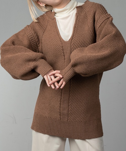 lawgy（ラウジー）の「sleeve switching v neck knit / スリーブスウィッチングvネックニット（ニット/セーター・レディース・ブラウン/ベージュ/アイボリー・FREE）」の10枚目の写真