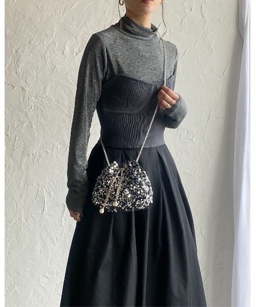 She's Closet(シーズクローゼット)の「スパンコールキラキラビジュー巾着ミニチェーンショルダーバッグ(ショルダーバッグ・レディース・ブラック/シルバー・FREE)」の12枚目の写真