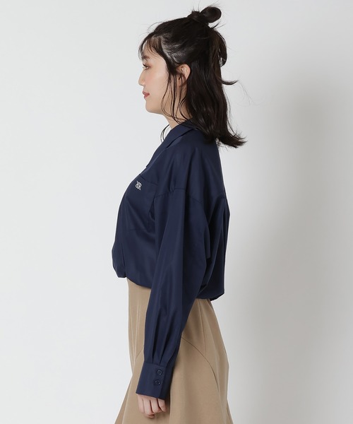 REDYAZEL(レディアゼル)の「ジップ刺繍シャツ(シャツ/ブラウス・レディース・ブルー/ネイビー/オフホワイト・FREE)」の18枚目の写真