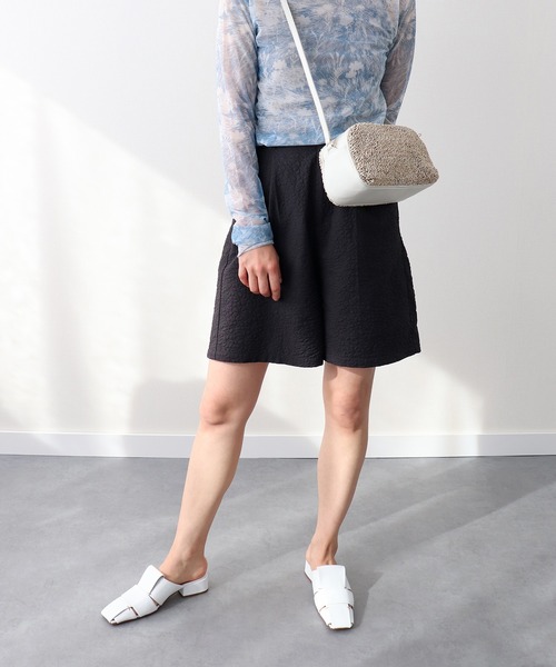 CHRISTIAN VILLA（クリスチャンヴィラ）の「【CHRISTIAN VILLA】異素材コンビショルダーバッグ(Q46403)（ショルダーバッグ・レディース・ライトグレー/ブラック系その他・ALL）」の7枚目の写真