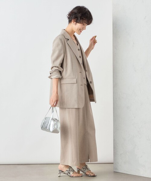 NOLLEY’S Sophi（ノーリーズソフィ）の「《セットアップ対応》ウォッシャブル麻調合繊シングルオーバージャケット（テーラードジャケット・レディース・ベージュ/ブラック・38/36）」の8枚目の写真