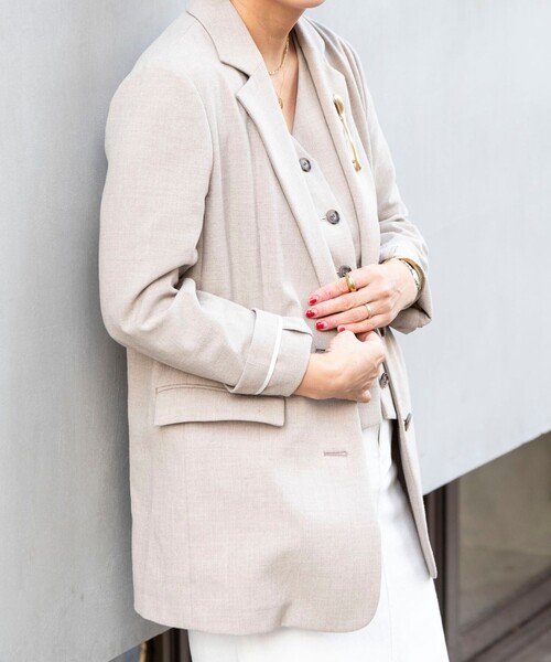 NOLLEY’S Sophi（ノーリーズソフィ）の「《セットアップ対応》ウォッシャブル麻調合繊シングルオーバージャケット（テーラードジャケット・レディース・ベージュ/ブラック・38/36）」の17枚目の写真
